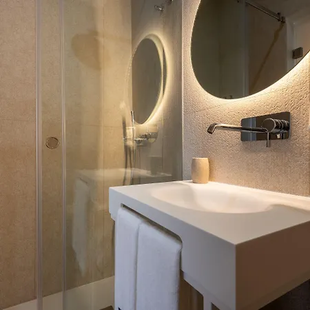 Hotel Flh 3*